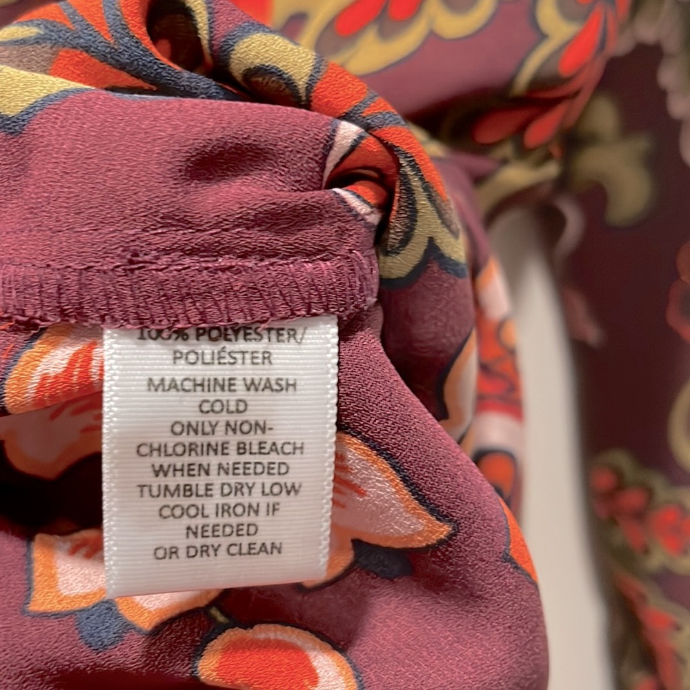 Loft blouse! - Picture 4 of 5